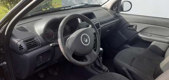 RENAULT-CLIO-2014