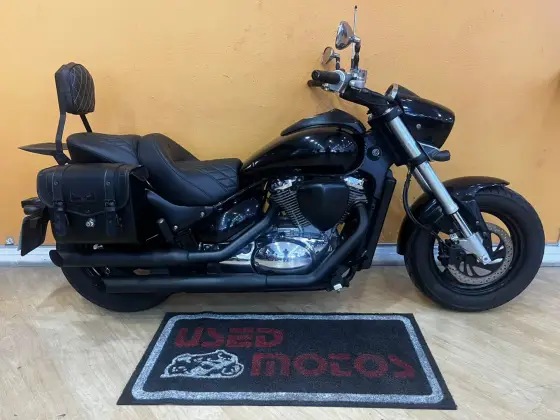 SUZUKI BOULEVARD M800 