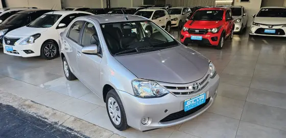 TOYOTA ETIOS 1.5 XS SEDAN 16V FLEX 4P AUTOMÁTICO