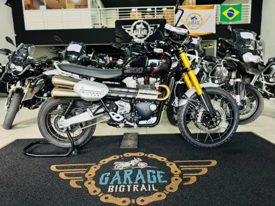TRIUMPH BONNEVILLE SCRAMBLER 1200 XE 