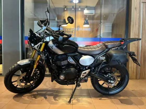 TRIUMPH SCRAMBLER 400 X 
