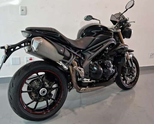 TRIUMPH-SPEED TRIPLE ABS-2015