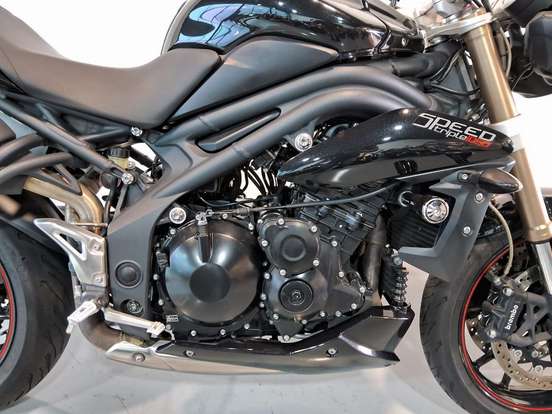TRIUMPH-SPEED TRIPLE ABS TRIUMPH-SPEED TRIPLE ABS-2015