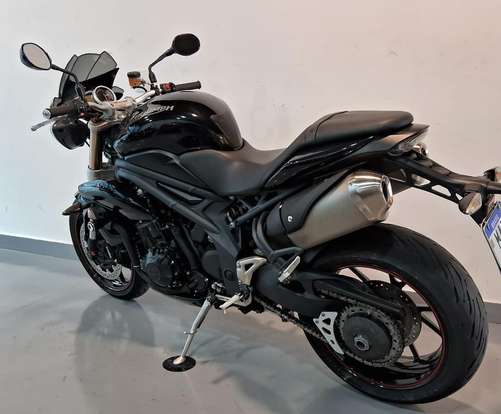 TRIUMPH-SPEED TRIPLE ABS-2015