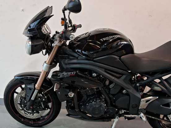 TRIUMPH-SPEED TRIPLE ABS TRIUMPH-SPEED TRIPLE ABS-2015
