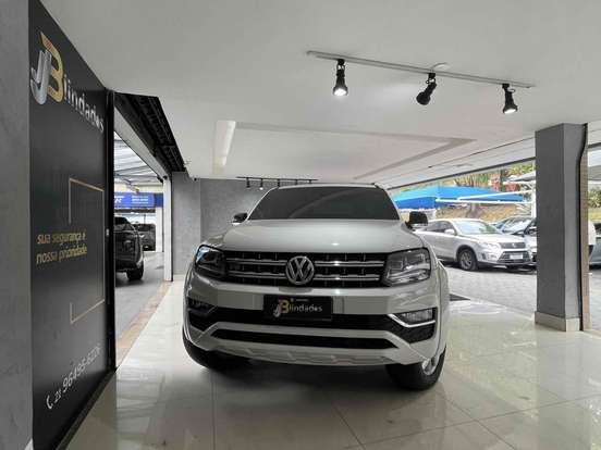 VOLKSWAGEN-AMAROK-2022