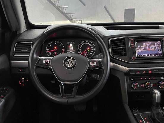 VOLKSWAGEN-AMAROK-2022