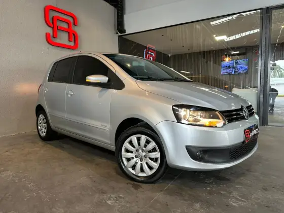 VOLKSWAGEN FOX 1.0 MI 8V FLEX 4P MANUAL VOLKSWAGEN FOX 1.0 MI 8V FLEX 4P MANUAL