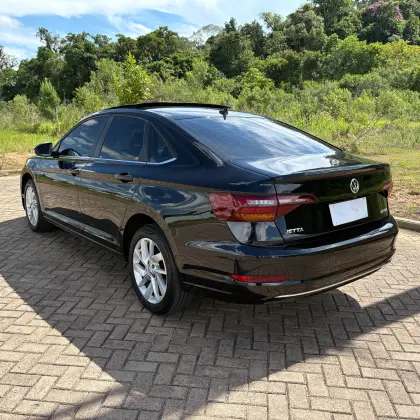 VOLKSWAGEN JETTA 1.4 250 TSI TOTAL FLEX COMFORTLINE TIPTRONIC