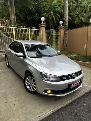 VOLKSWAGEN JETTA 2.0 COMFORTLINE FLEX 4P TIPTRONIC VOLKSWAGEN JETTA 2.0 COMFORTLINE FLEX 4P TIPTRONIC