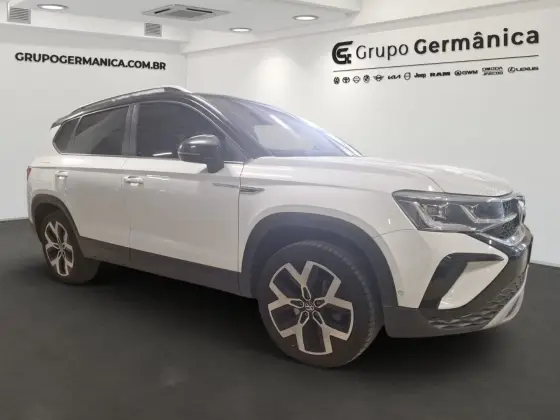 VOLKSWAGEN TAOS 1.4 250 TSI TOTAL FLEX HIGHLINE AUTOMÁTICO