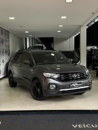 VOLKSWAGEN T-CROSS 1.0 200 TSI TOTAL FLEX COMFORTLINE AUTOMÁTICO VOLKSWAGEN T-CROSS 1.0 200 TSI TOTAL FLEX COMFORTLINE AUTOMÁTICO