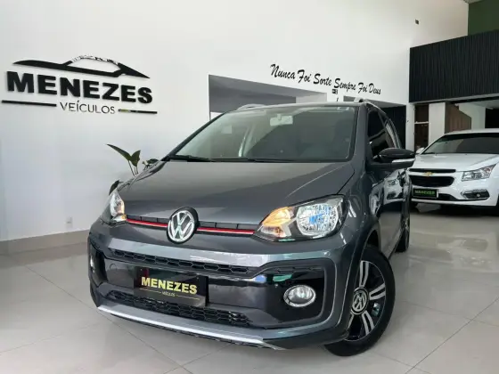 VOLKSWAGEN UP 1.0 170 TSI TOTAL FLEX XTREME 4P MANUAL