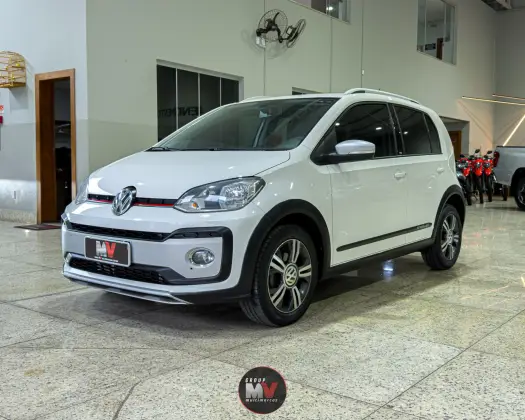 VOLKSWAGEN UP 1.0 TSI MOVE UP 12V FLEX 4P MANUAL VOLKSWAGEN UP 1.0 TSI MOVE UP 12V FLEX 4P MANUAL