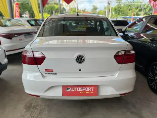 VOLKSWAGEN-VOYAGE-1.0 12V MPI TOTALFLEX 4P MANUAL VOLKSWAGEN-VOYAGE-2022