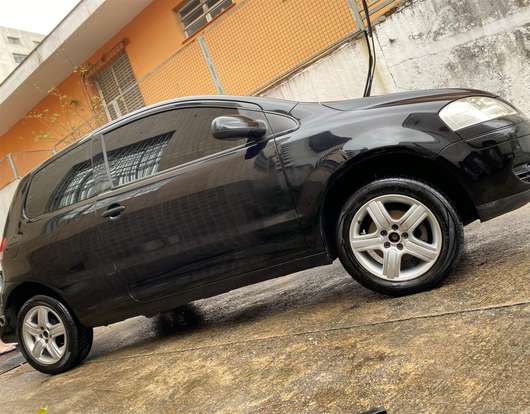 VOLKSWAGEN-FOX-2003