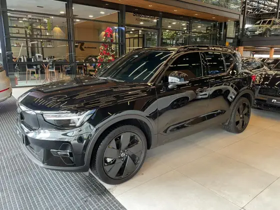 VOLVO EX40 P8 RECHARGE TWIN ELECTRIC ULTRA BLACK EDITION AWD