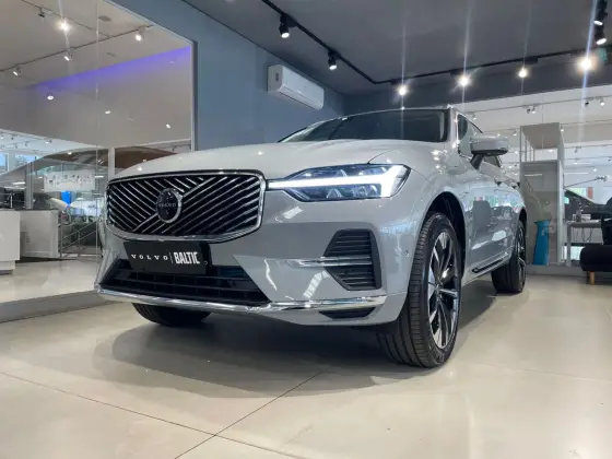 VOLVO XC60 2.0 T8 PHEV ULTRA AWD GEARTRONIC