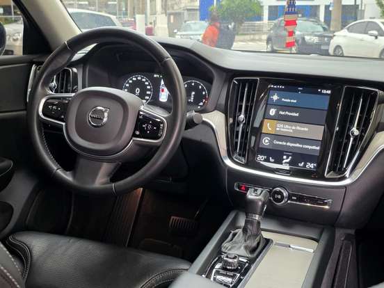 VOLVO-S60-2.0 T5 INSCRIPTION GASOLINA 4P AUTOMÁTICO VOLVO-S60-2019