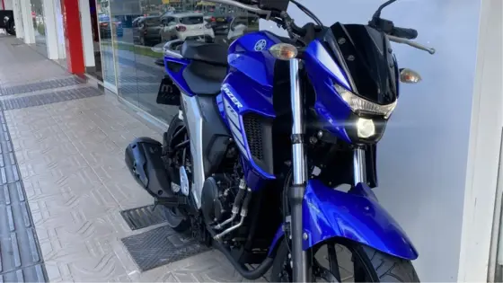 YAMAHA FZ25 FAZER ABS 