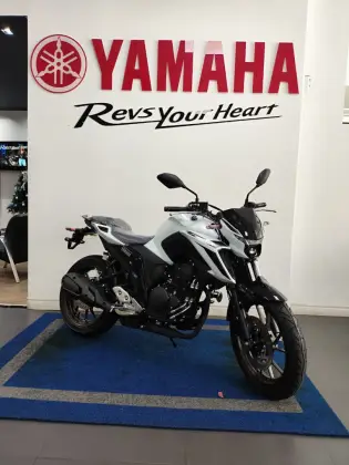 YAMAHA FZ25 FAZER CONNECTED ABS 