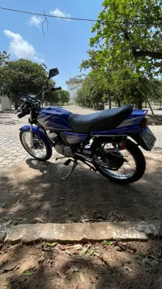 YAMAHA RD 135 