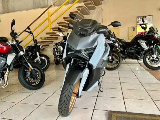 YAMAHA-XMAX 300 CONNECTED ABS YAMAHA-XMAX 300 CONNECTED ABS-2026