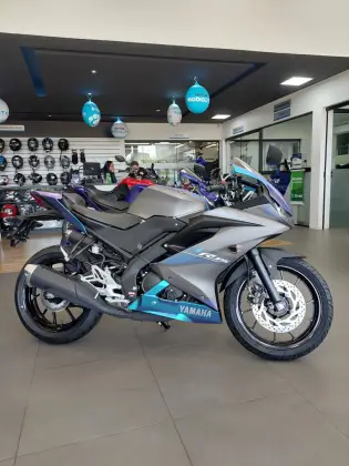 YAMAHA YZF R15 YAMAHA YZF R15