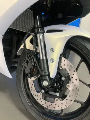 YAMAHA-YZF R3 ABS CONNECTED YAMAHA-YZF R3 ABS CONNECTED-2026