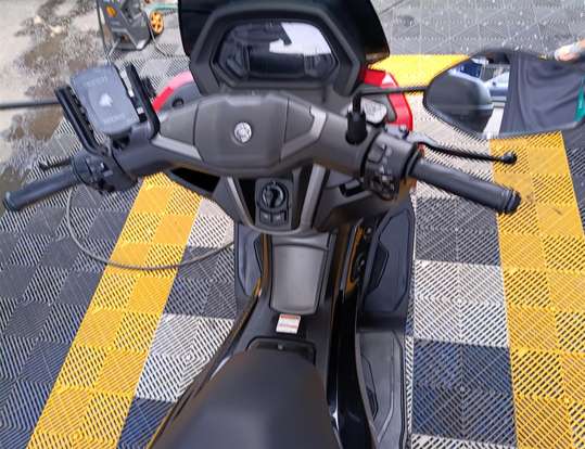 YAMAHA-NMAX CONNECTED 160 ABS-2025