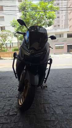 YAMAHA-NMAX CONNECTED 160 ABS-2025