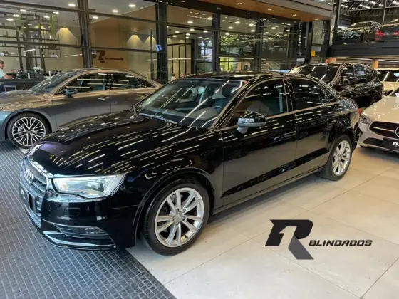 AUDI A3 1.8 TFSI SEDAN 16V 180CV GASOLINA 4P AUTOMÁTICO