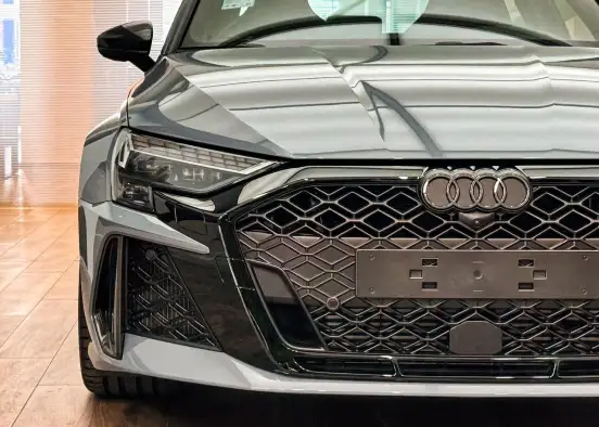 AUDI-RS3-2025
