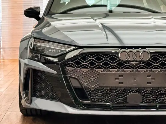 AUDI-RS3-2.5 TFSI GASOLINA SEDAN TRACK QUATTRO S-TRONIC AUDI-RS3-2025
