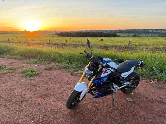 BMW-F 900 R SPORT PLUS-2023
