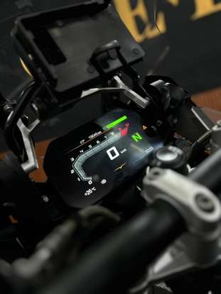 BMW-R 1250 GS ADVENTURE TRIPLE BLACK-2021