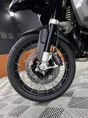 BMW-R 1250 GS ADVENTURE TRIPLE BLACK-2021