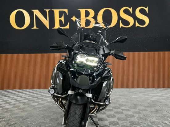 BMW-R 1250 GS ADVENTURE TRIPLE BLACK BMW-R 1250 GS ADVENTURE TRIPLE BLACK-2021