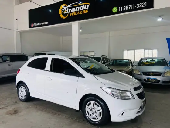 CHEVROLET ONIX 1.0 MPFI JOY 8V FLEX 4P MANUAL