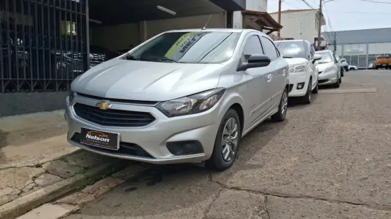 CHEVROLET ONIX 1.4 MPFI ADVANTAGE 8V FLEX 4P AUTOMÁTICO CHEVROLET ONIX 1.4 MPFI ADVANTAGE 8V FLEX 4P AUTOMÁTICO