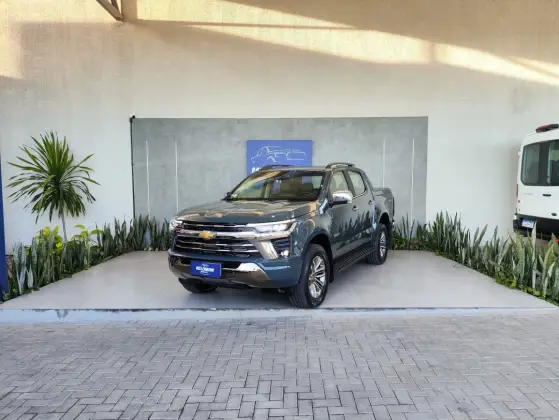 CHEVROLET S10 2.8 16V TURBO DIESEL HIGH COUNTRY CD 4X4 AUTOMÁTICO