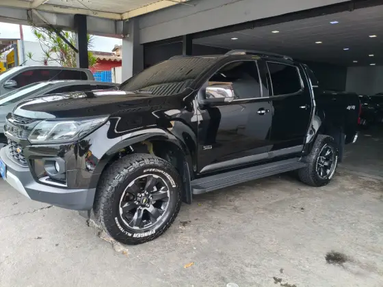 CHEVROLET S10 2.8 16V TURBO DIESEL HIGH COUNTRY CD 4X4 AUTOMÁTICO