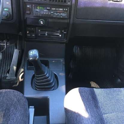 CHEVROLET-CARAVAN-1990