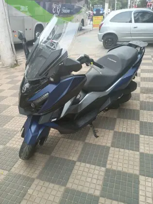 DAFRA CRUISYM 300 