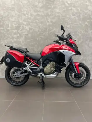 DUCATI MULTISTRADA 1200 V4 S 