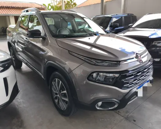 FIAT TORO 2.0 16V TURBO DIESEL VOLCANO 4WD AT9