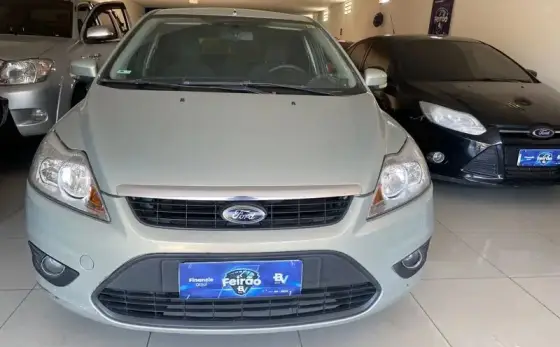 FORD FOCUS 1.6 GL SEDAN 16V FLEX 4P MANUAL