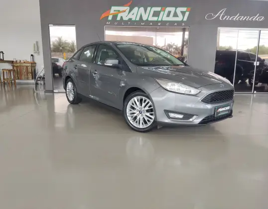 FORD FOCUS 2.0 SE FASTBACK 16V FLEX 4P POWERSHIFT