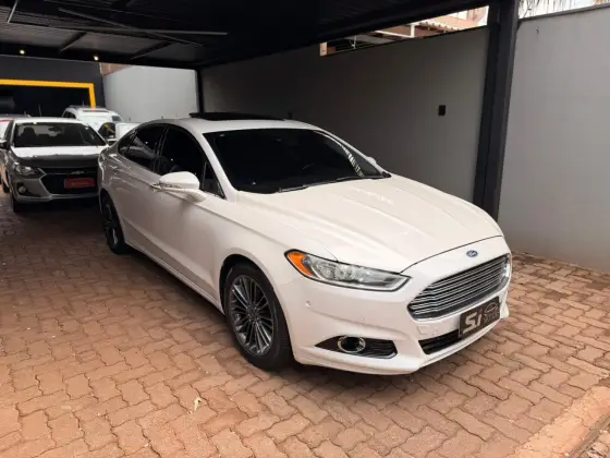 FORD FUSION 2.0 TITANIUM AWD 16V GASOLINA 4P AUTOMÁTICO FORD FUSION 2.0 TITANIUM AWD 16V GASOLINA 4P AUTOMÁTICO