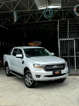 FORD RANGER 2.2 XLS 4X2 CD 16V DIESEL 4P AUTOMÁTICO FORD RANGER 2.2 XLS 4X2 CD 16V DIESEL 4P AUTOMÁTICO